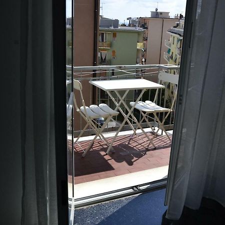 Il Nido Di Quarto Con Park Auto Macchine Piccole Segmento B Genoa Ngoại thất bức ảnh