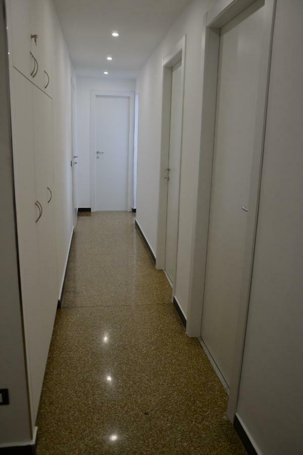 Il Nido Di Quarto Con Park Auto Macchine Piccole Segmento B Genoa Ngoại thất bức ảnh